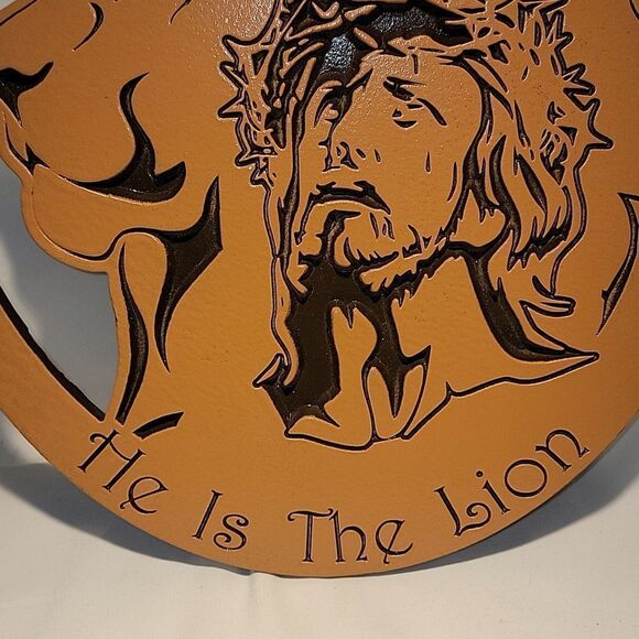 Jesus and lion wall hanger - Picture 3 of 4